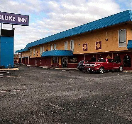 Deluxe Inn Muskogee
